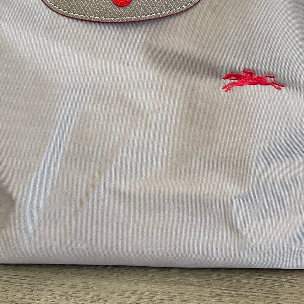 ***SOLD*** Longchamp Le Pliage Club Tote - Picture 5 of 15